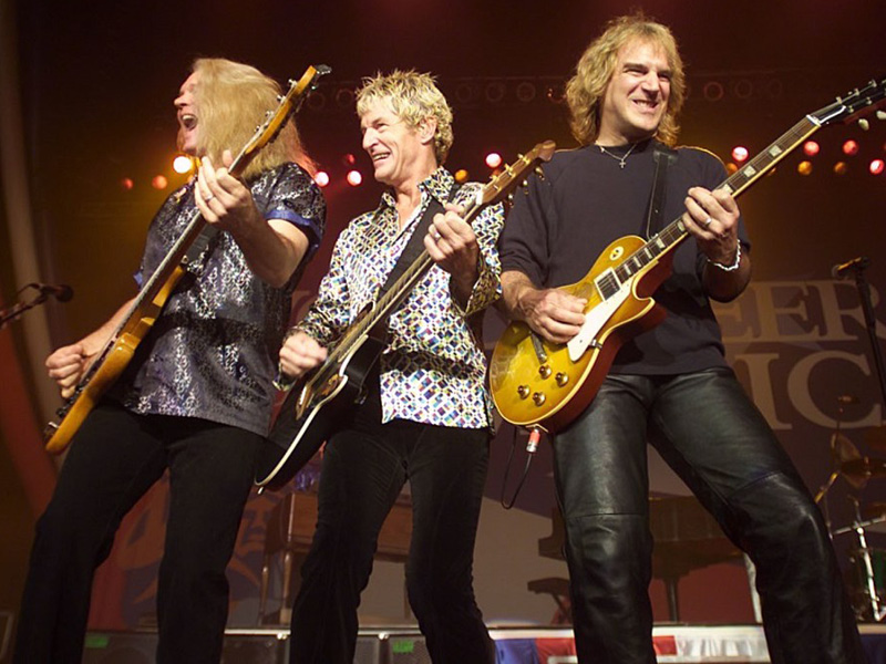 REO Speedwagon and Styx: Live and Unzoomed 2022 Tour at Hollywood Casino Amphitheatre