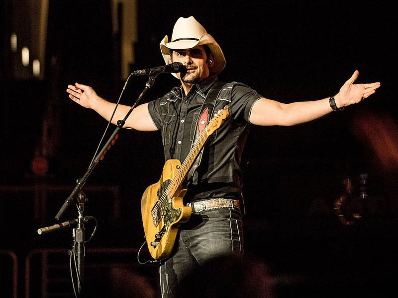 Brad Paisley at Hollywood Casino Amphitheatre